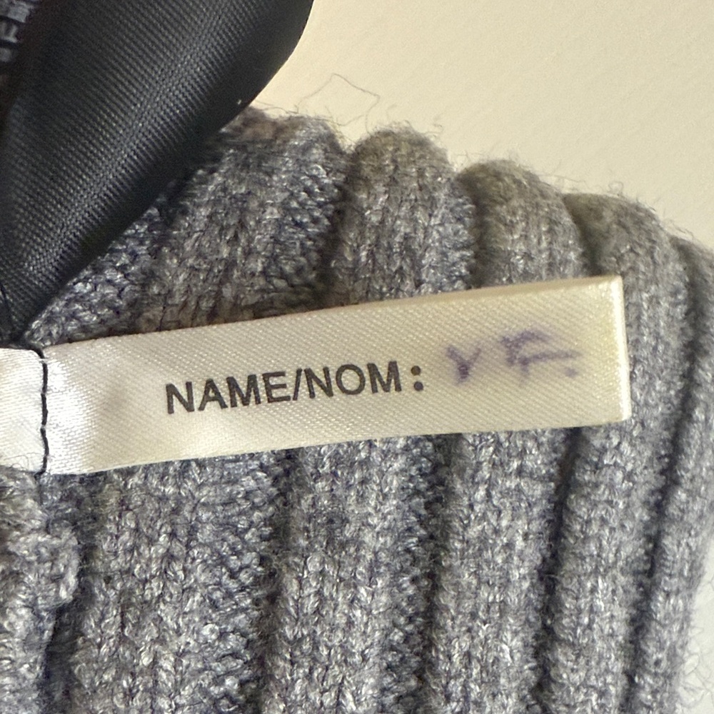 H&M Kids' Gray Knit Beanie with Pom-Pom - Picture 5 of 6